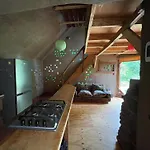 La casa de barro, San Fabián